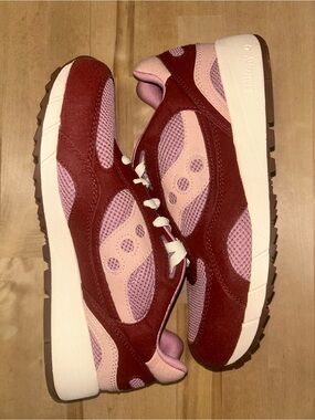 Saucony Shadow 6000 Mushroom Burgundy Size 10 NEW